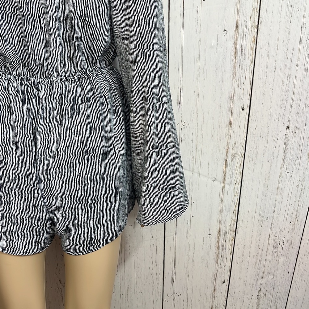audrey 3+1 Open Front Romper - Picture 9 of 13